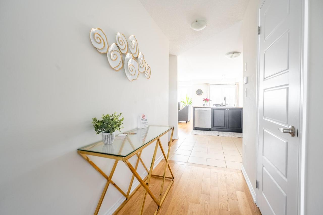 New 3Br Townhouse, Minutes To Niagara Falls And Brock University By Globalstay 소롤드 외부 사진
