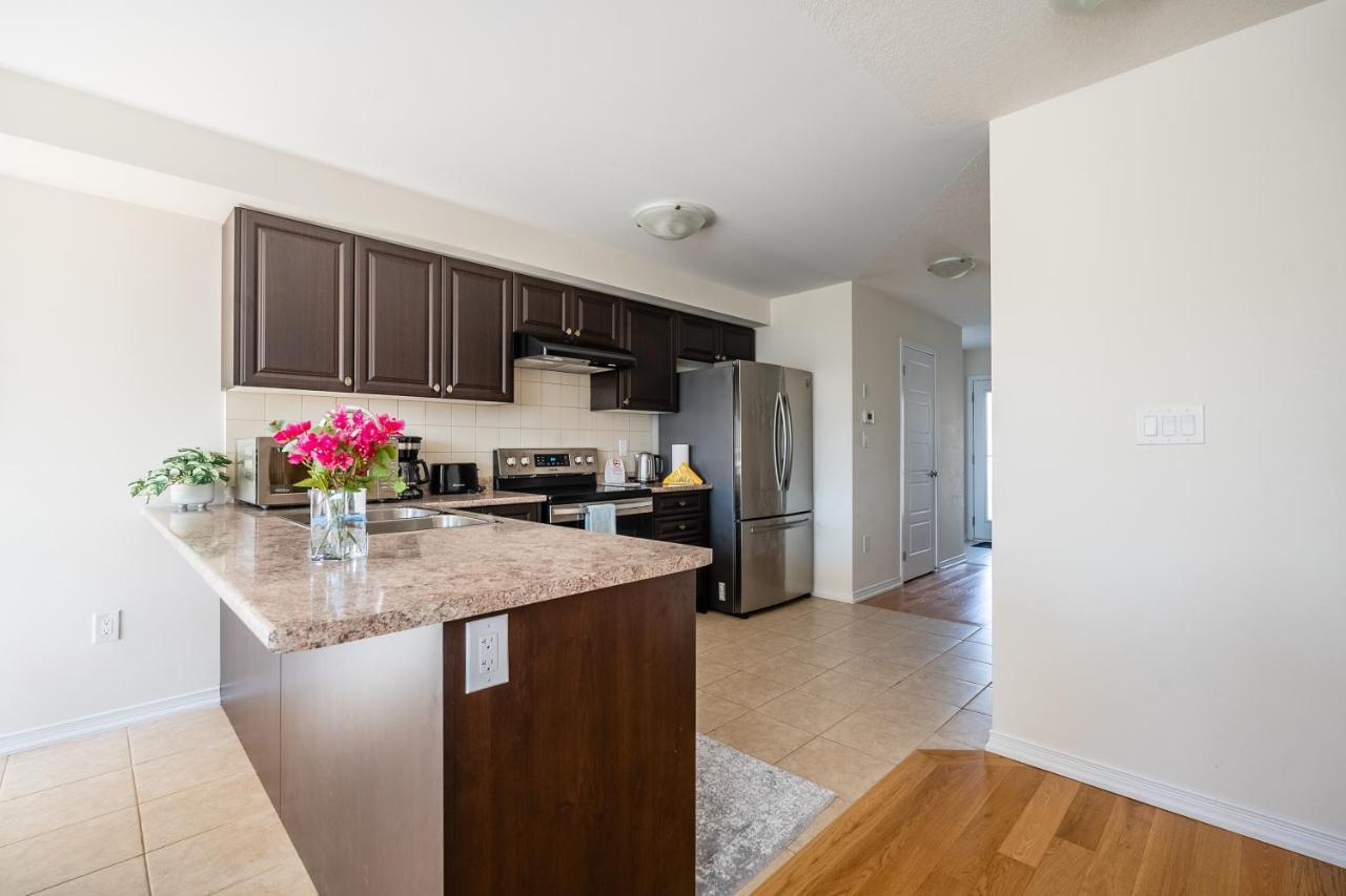 New 3Br Townhouse, Minutes To Niagara Falls And Brock University By Globalstay 소롤드 외부 사진